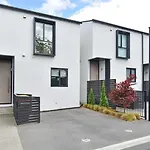 Salisbury Central - Christchurch Holiday Homes
