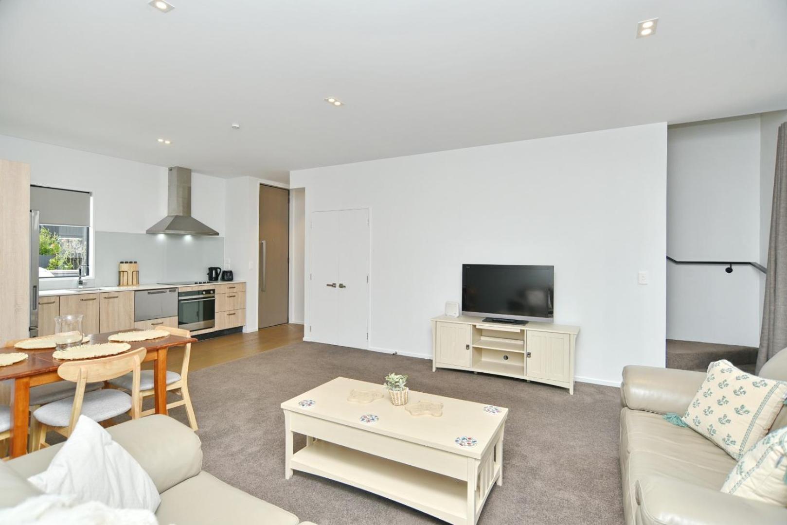Salisbury - Homes Holiday home