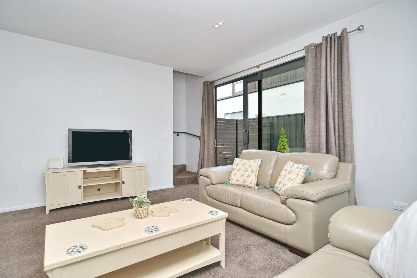 Salisbury - Homes Holiday home